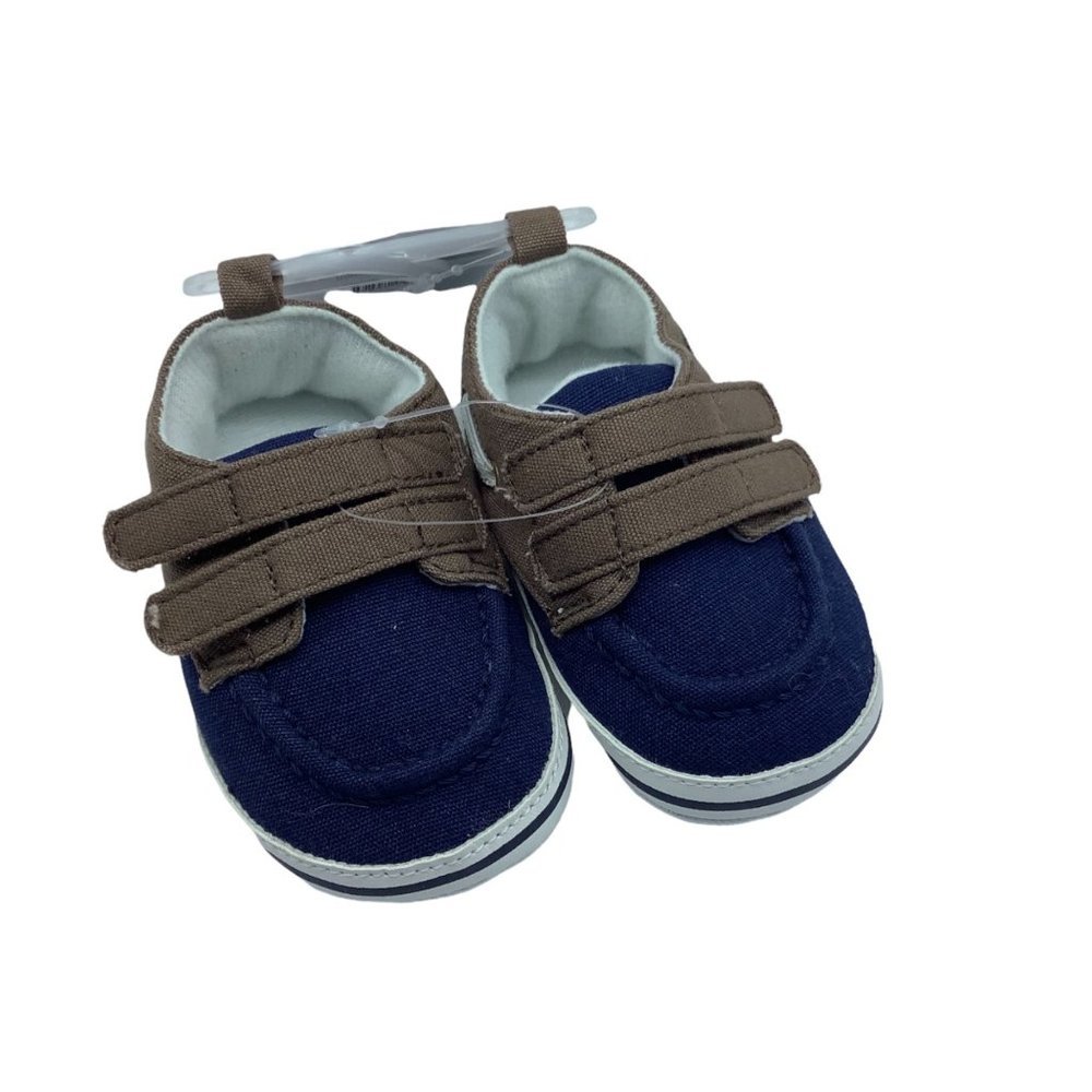 Carter's Child of Mine Baby Boat Shoes 3-6 Mo.‎ NWT Hook and Loop Closure